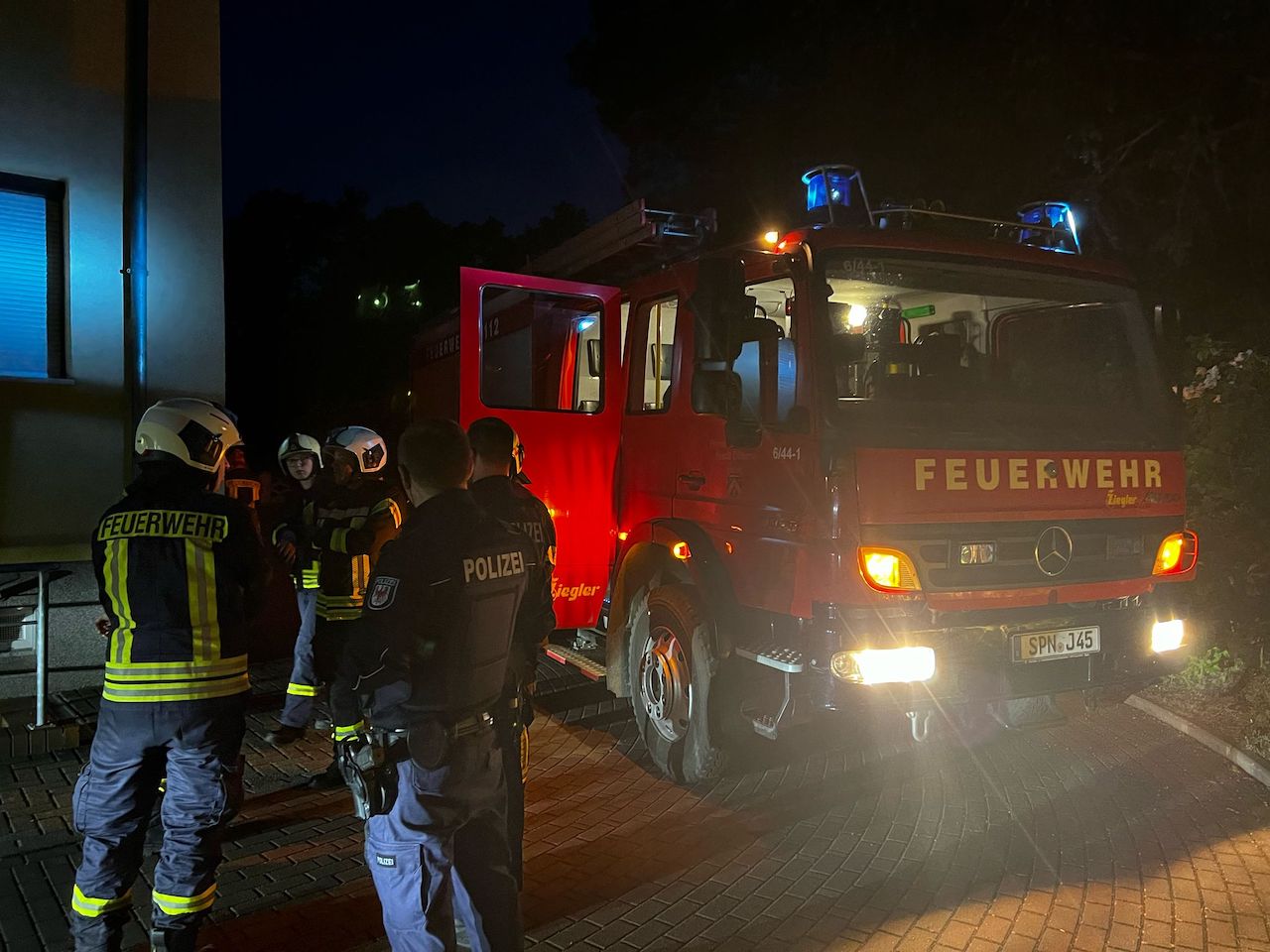 024 H:Türnotöffnung in Döbern